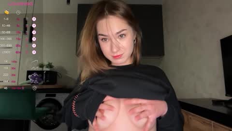 Snapshot of eminemswife chatting on March 9, 2026, 12:14 am Nadya online show from March 9, 2026, 12:14 am