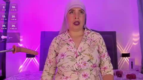 Snapshot of emira199 chatting on October 7, 2025, 8:17 pm emira199 online show from October 7, 2025, 8:17 pm