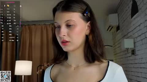 Emilia online show from September 12, 2025, 6:19 pm