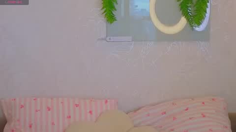 Snapshot of emiyuki chatting on July 13, 2026, 9:34 am emiyuki online show from July 13, 2026, 9:34 am