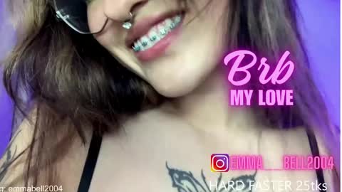 Snapshot of emma__bell_ chatting on April 14, 2026, 1:22 am Emma Is here online show from April 14, 2026, 1:22 am