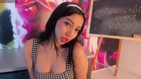 EMMA FOX online show from March 7, 2025, 3:39 pm