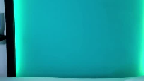 emma_ah online show from April 22, 2026, 7:48 pm