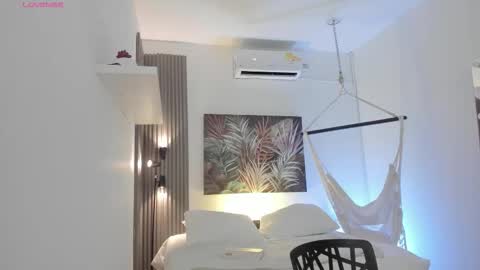 Alice online show from November 28, 2025, 12:08 pm