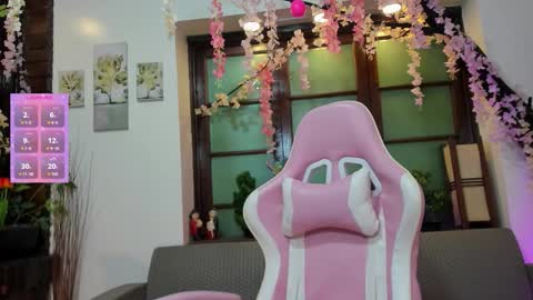 Snapshot of emma_ayala chatting on March 20, 2026, 7:08 pm emma_ayala online show from March 20, 2026, 7:08 pm