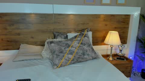 Emma  online show from January 25, 2025, 12:58 pm