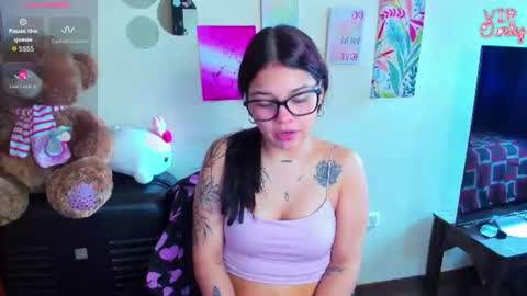 emma_boo_ online show from June 16, 2026, 5:26 pm