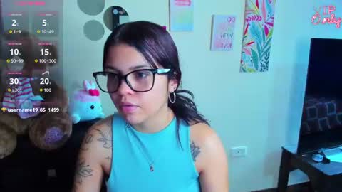 emma_boo_ online show from June 18, 2026, 3:27 pm