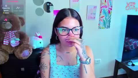 emma_boo_ online show from June 24, 2026, 3:11 pm
