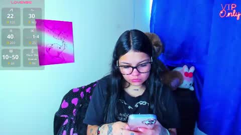 emma_boo_ online show from July 3, 2026, 2:56 pm