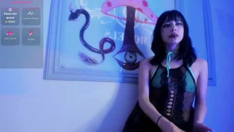 Emma Or you can call me cutie online show from May 7, 2026, 6:13 pm