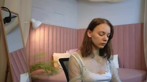 emma_chaser online show from May 6, 2026, 1:36 am