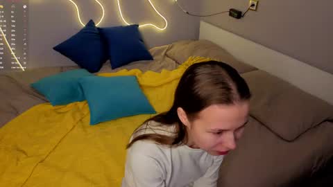 Emma online show from May 5, 2026, 1:24 am