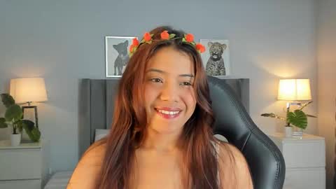 Emma online show from November 2, 2025, 12:07 pm