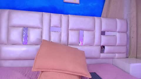 Emma online show from September 26, 2025, 3:21 am