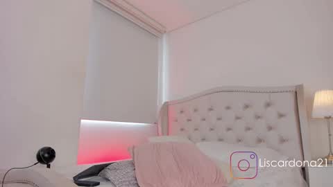 Snapshot of emma_dee chatting on September 16, 2025, 3:46 pm emma_dee online show from September 16, 2025, 3:46 pm