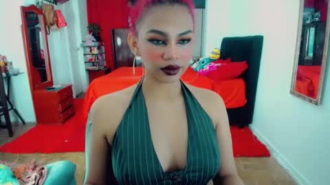 Snapshot of emma_diva chatting on June 16, 2026, 10:56 pm emma online show from June 16, 2026, 10:56 pm