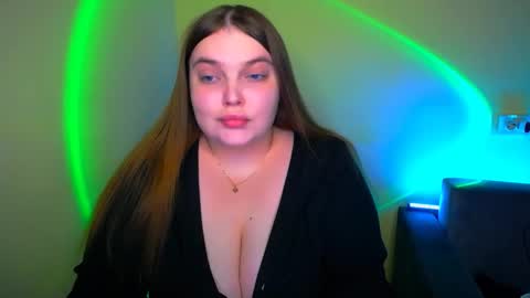 Eva online show from September 18, 2025, 7:05 pm