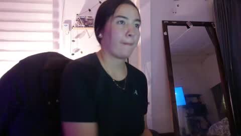 emma_johnson_ online show from January 13, 2025, 3:01 am