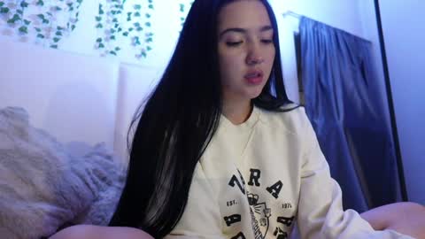 emma_johnson_ online show from February 9, 2026, 3:32 am