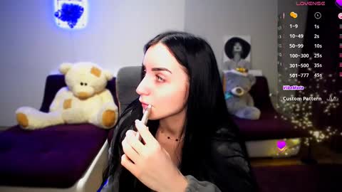 Emma online show from December 17, 2024, 12:22 pm