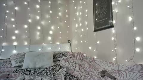 emma_just online show from March 16, 2026, 7:56 am