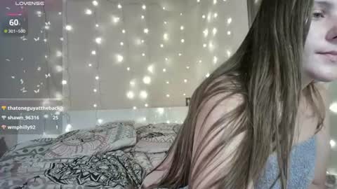 emma_just online show from June 18, 2026, 9:14 am