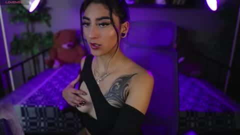 Emma online show from December 22, 2025, 4:53 am