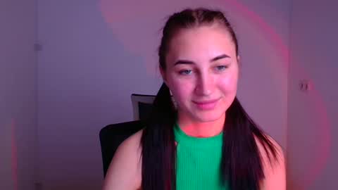 Emma online show from December 5, 2024, 9:17 am