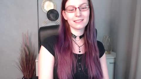 emma online show from December 9, 2024, 9:39 am