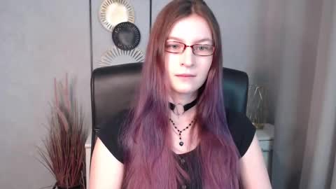 emma online show from December 10, 2024, 6:33 am