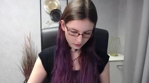 emma online show from December 12, 2024, 7:30 am