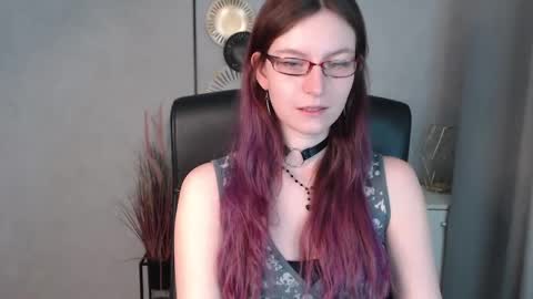 emma online show from December 18, 2024, 6:43 am