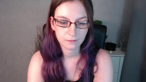 emma online show from January 3, 2025, 1:25 pm