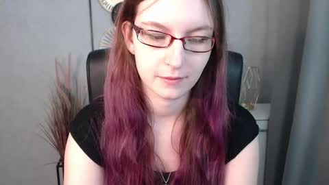 emma online show from January 21, 2025, 11:24 am