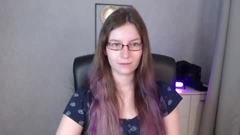 emma online show from September 15, 2025, 5:51 am