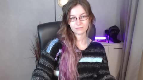 Snapshot of emma_lust94 chatting on September 22, 2025, 5:31 am emma online show from September 22, 2025, 5:31 am