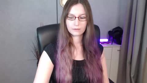 Snapshot of emma_lust94 chatting on September 25, 2025, 7:01 am emma online show from September 25, 2025, 7:01 am