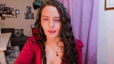  emma luxy online show from February 8, 2026, 1:42 am