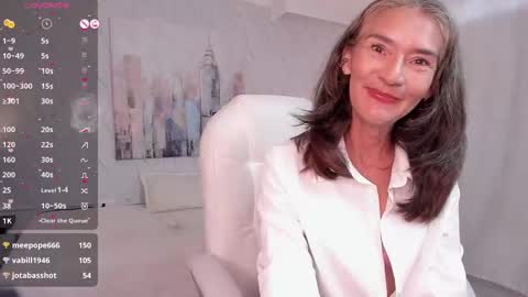 Emma  online show from December 6, 2024, 3:33 pm