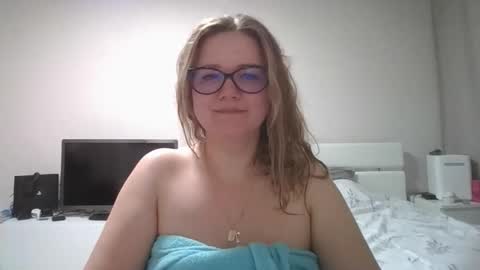 Snapshot of emma_misty_ chatting on March 10, 2026, 8:58 pm emma_misty_ online show from March 10, 2026, 8:58 pm