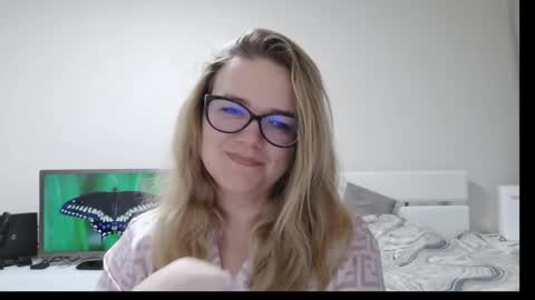 Snapshot of emma_misty_ chatting on March 30, 2026, 7:37 pm emma_misty_ online show from March 30, 2026, 7:37 pm