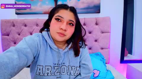 Emma Monserratt online show from November 9, 2025, 8:12 am