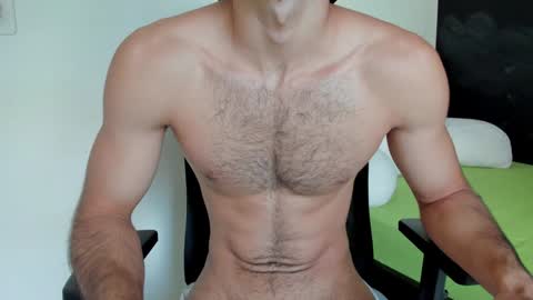 Snapshot of emma_muscle_ chatting on February 1, 2025, 12:26 pm emma online show from February 1, 2025, 12:26 pm