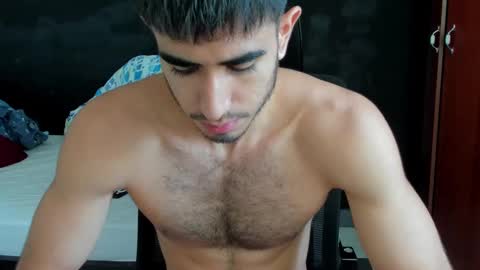 Snapshot of emma_muscle_ chatting on February 17, 2025, 2:15 pm emma online show from February 17, 2025, 2:15 pm