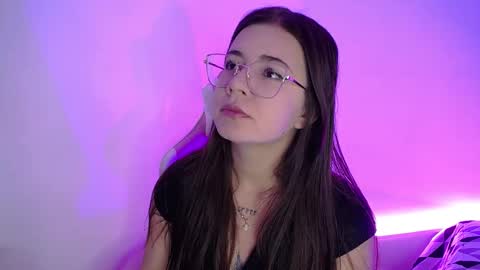 Emma online show from September 11, 2025, 12:44 am