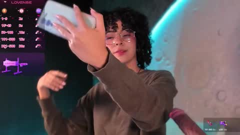 Snapshot of emma_nakamura chatting on September 27, 2025, 10:20 am online show from September 27, 2025, 10:20 am