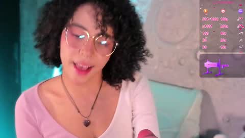 Snapshot of emma_nakamura chatting on October 17, 2025, 10:18 am online show from October 17, 2025, 10:18 am