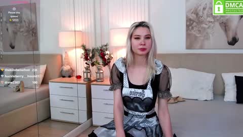 Snapshot of emma_plux chatting on January 6, 2025, 7:09 am Emma online show from January 6, 2025, 7:09 am