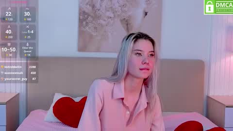 Snapshot of emma_plux chatting on February 25, 2025, 1:17 pm Emma online show from February 25, 2025, 1:17 pm